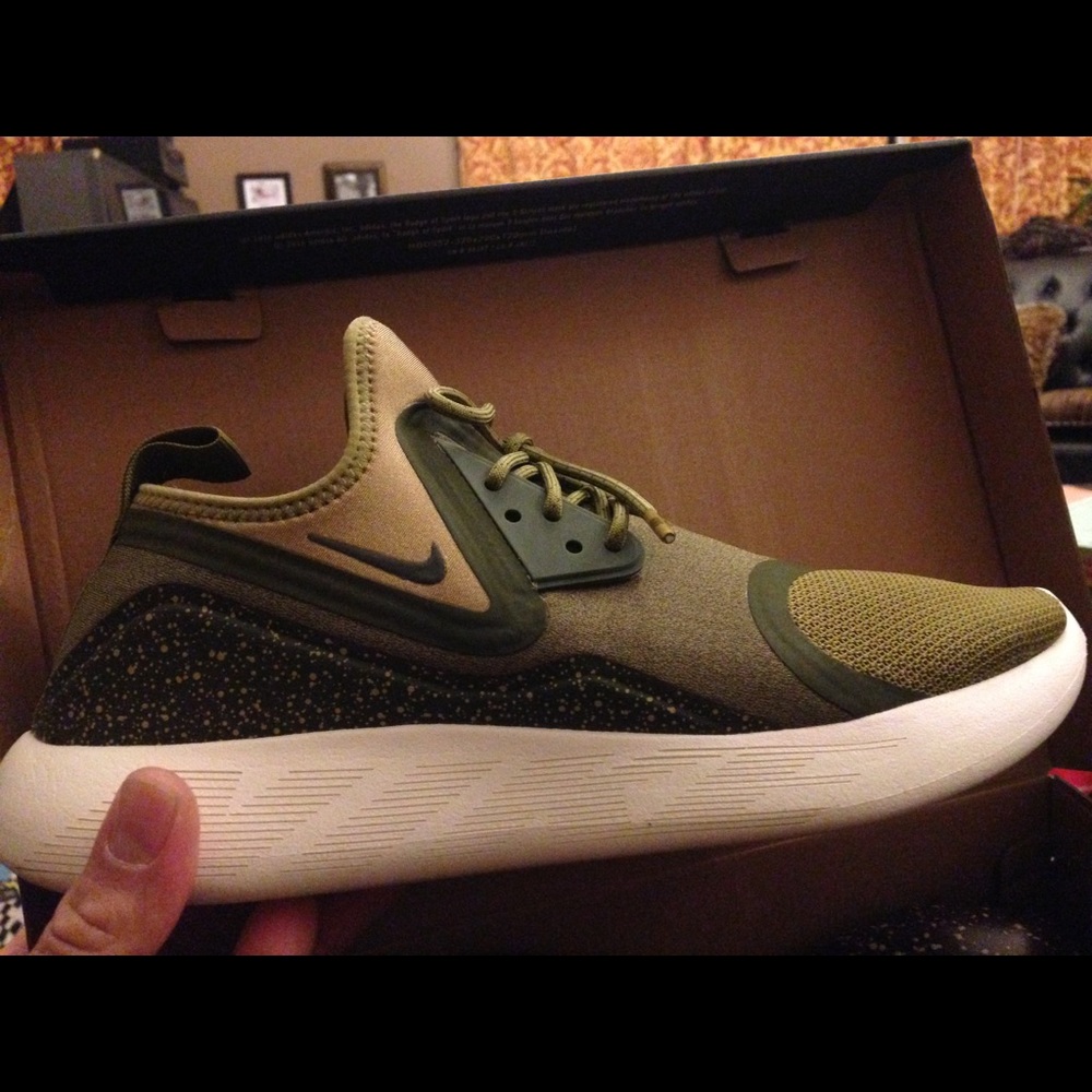 Nike lunarcharge